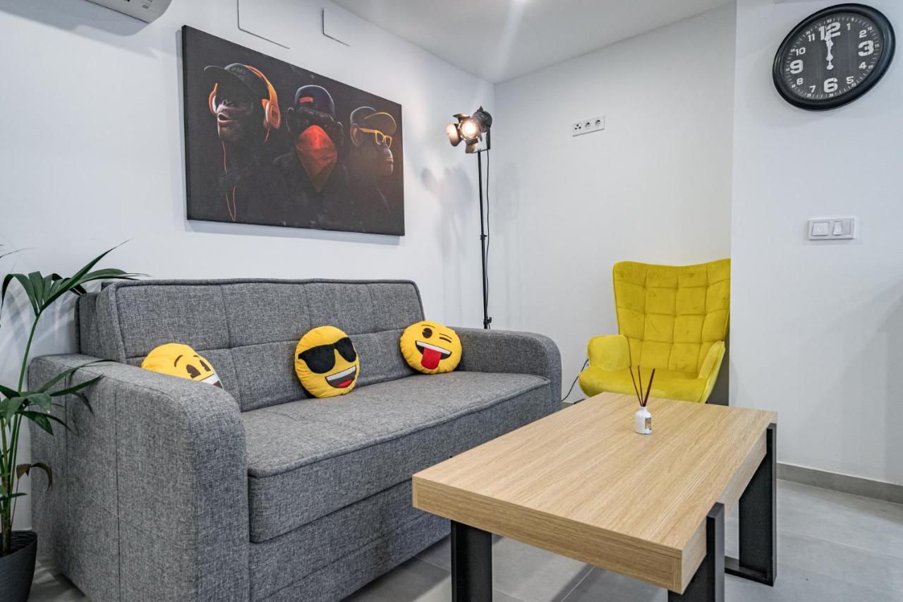 New Modern Cozy Apartment Valenza Esterno foto